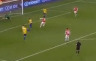 Video FA Cúp: Bàn thắng nâng tỷ số lên thành 3-0 của Giroud (Arsenal vs Coventry)