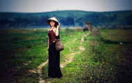Tuyệt đẹp bộ ảnh cô gái Thanh Hóa áo yếm ra đồng
