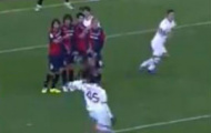 Video Serie A: Cú sút phạt thành bàn tuyệt đẹp của Balotelli (Cagliari vs Milan)