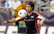 Lee Nguyễn được New England gia hạn hợp đồng