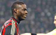 Balotelli tiếp tục được các bậc tiền bối đặt niềm tin