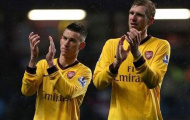 Mertesacker ca ngợi Koscielny