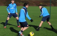 Chùm ảnh ngộ nghĩnh của Arsenal trên sân tập trước thềm đại chiến với Liverpool