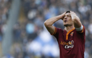 Roma bị Lazio cầm hòa, Juventus đánh rơi chiến thắng phút chót