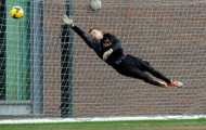 Mignolet: Quên Arsenal đi