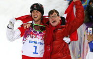 Nhà vô địch Olympic vinh danh anh trai bị bại não