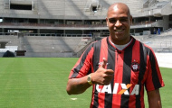 Adriano gia nhập Atletico Paranaense