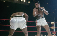 Đấu giá đôi găng của huyền thoại Muhammad Ali