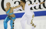 Chùm ảnh: Nhìn lại những bộ trang phục trượt băng lòe loẹt nhất Sochi 2014
