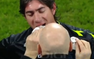 Video: Trọng tài bị chấn thương hài hước trận AC Milan- Bologna