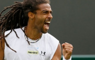 Video: Cú tweener 'thần sầu' của Dustin Brown
