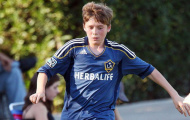 Beckham sẽ 'mua' con trai