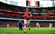 Chùm ảnh: Giroud tỏa sáng, Arsenal đè bẹp Sunderland