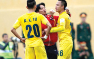 Từ chuyện cầu thủ bị gãy chân ở V-League: Bảo hiểm “cần câu”, còn lâu mới có