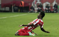 Arsenal ăn mừng thất bại của M.U ở Champions League