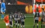 Video: Pha đá phạt tuyệt đẹp mang phong cách Panenka của Nicolas Gaitan