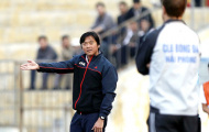 Sân cỏ hay võ đài?