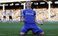 Cúp vô địch Ngoại hạng Anh khó thoát khỏi tay Chelsea