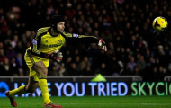 Chelsea chuẩn bị rao bán thủ thành Petr Cech