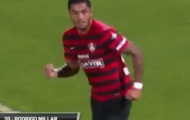 Video: Rodrigo Millar ghi bàn trong vòng vây tại giải Mexico