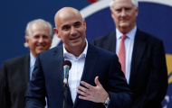 Huyền thoại Andre Agassi muốn truyền 'nghề' cho 'tiểu Federer'