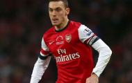Hàng thủ Arsenal: Cơ hội cho Vermaelen đã đến?