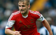 Luke Shaw và Ashley Cole: Cơn đau đầu dễ chịu của Hodgson