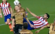 Video: Cú vô-lê ngược suýt thành bàn của Raul Garcia (Atletico - AC Milan)