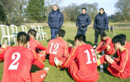 U19 Việt Nam sau trận hòa U19 Wimbledon: Thầy “Giôm” nhăn mặt