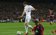 Kompany đòi penalty cho Man City