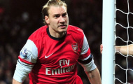 Wenger chuẩn bị 'xử' Bendtner vụ bê bối taxi