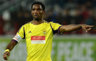 Eto’o làm từ thiện giúp đỡ đội bóng cũ