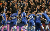Mourinho lôi Benitez “làm nền” cho chiến công cùng Chelsea