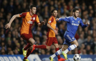 Hazard làm động tác giả đánh lừa cả cameraman