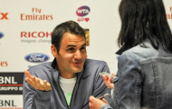 Federer 'do thám' nhầm đối thủ