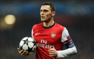 Napoli đẩy mạnh việc tiếp cận Vermaelen