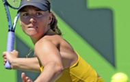 Video Miami Masters 2014: 2 cú đánh thắng điểm đẹp nhất trận tứ kết của Sharapova