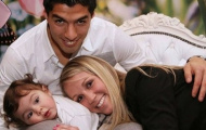 Suarez khoe ảnh gia đình hạnh phúc trên Twitter