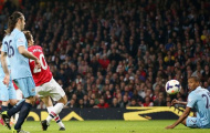 Bị Arsenal níu chân, Man City lỡ ngôi đầu