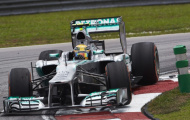 Mercedes thống trị Malaysian GP