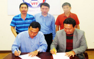 HLV Hoàng Văn Phúc bị VFF thanh lý hợp đồng