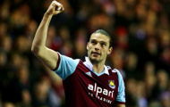 Người cũ Andy Carroll muốn cản đường Liverpool