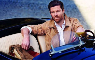 Xabi Alonso lịch lãm làm người mẫu
