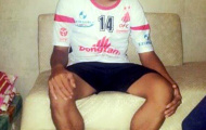 Bị phạm lỗi thô bạo, cầu thủ V-League nghỉ hết mùa