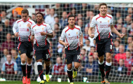 Lên ngôi đầu, CĐV Liverpool được thể “hạ nhục' M.U