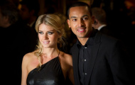 Theo Walcott làm bố trẻ con