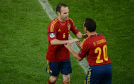 Sau Casillas, Cazorla lại 'dụ' tiếp Iniesta về Arsenal
