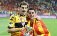 Casillas 'khẩu chiến' với Xavi