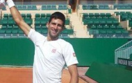 Video: Djokovic ráo riết tập luyện trước thềm Monte Carlo
