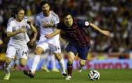 HLV Martino hết cách cứu Barca